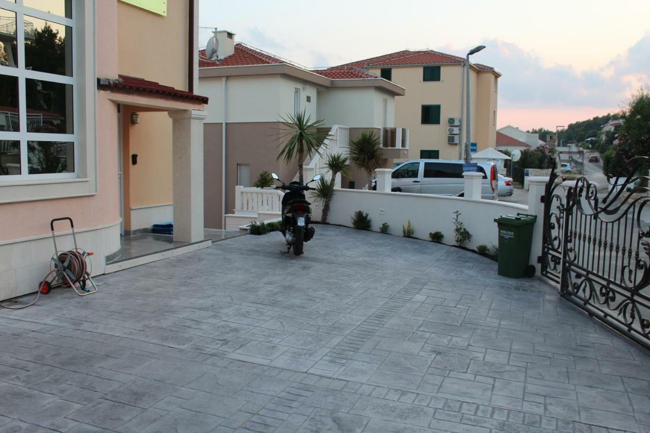 Villa Omazic Trogir Exterior foto